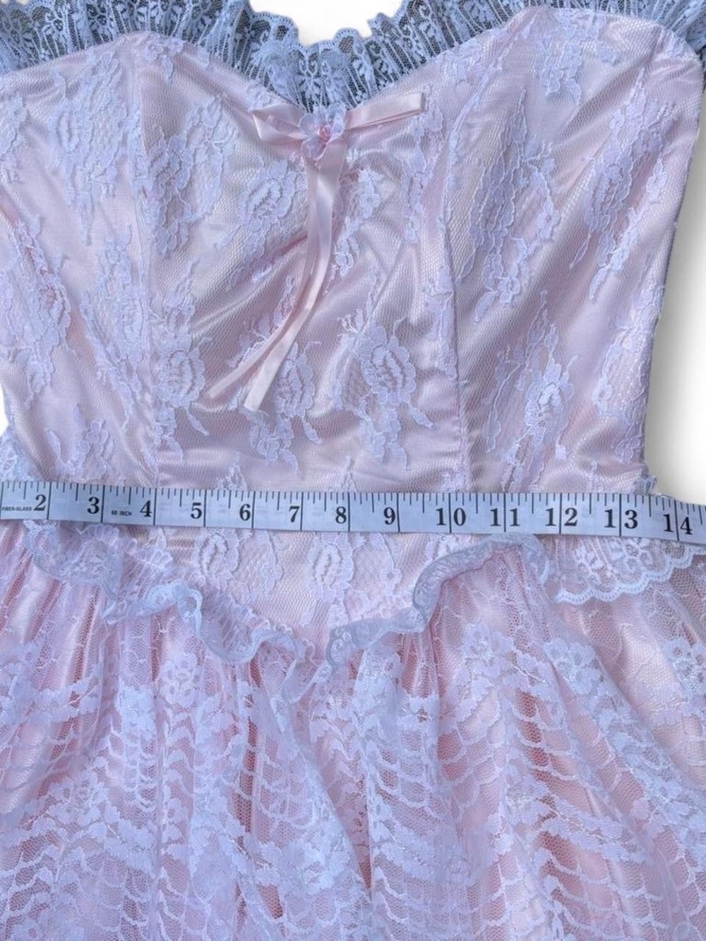 Vintage pink tiered lace gown from brand zum zum - Picture 6 of 8